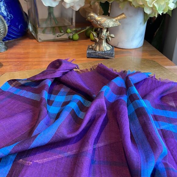 NWOT! Burberry Lightweight “Giant Check Gauze” Silk/Wool Scarf / Rare Colorway! - Picture 4 of 9